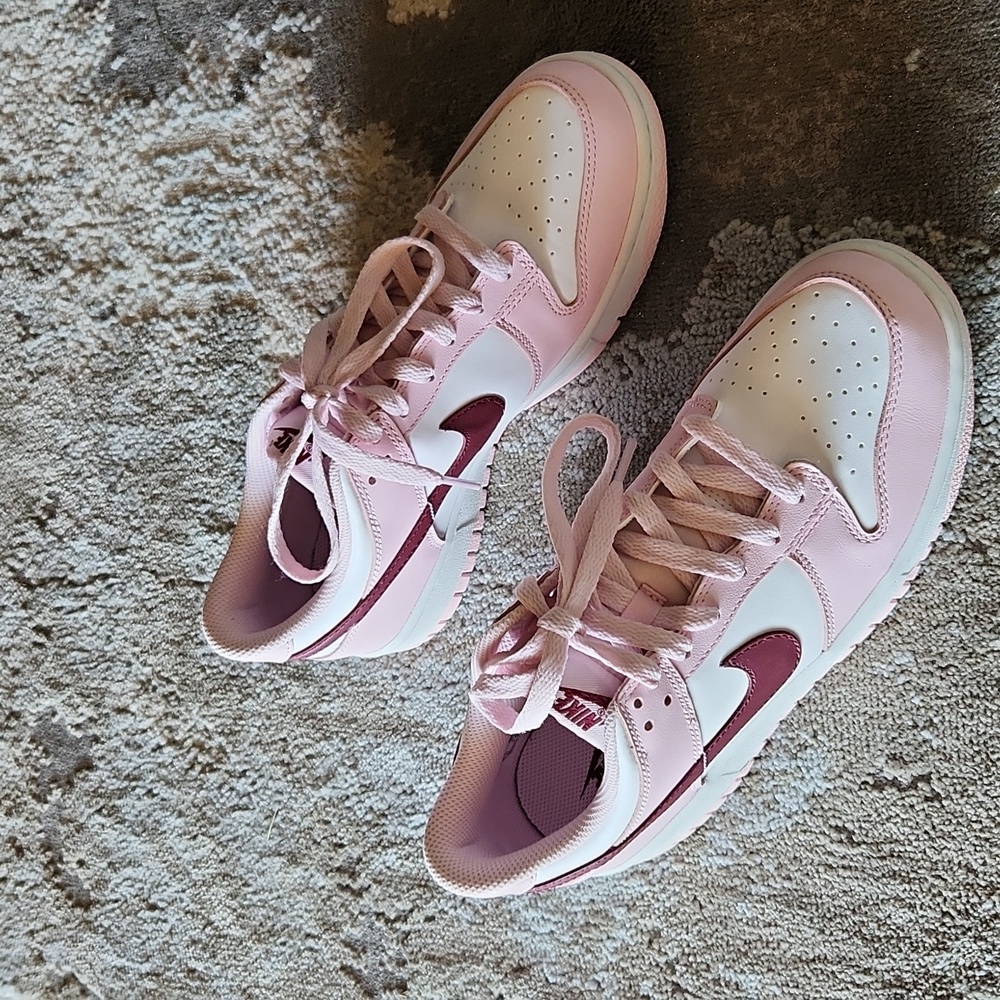 Nike Low Dunk Pink Size 7Y